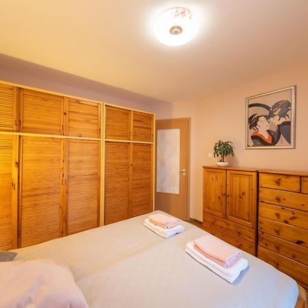 Center Budget Apartment Inside Free Parking Self Check-In Free Streaming Ac Balcony Budapest Exterior photo